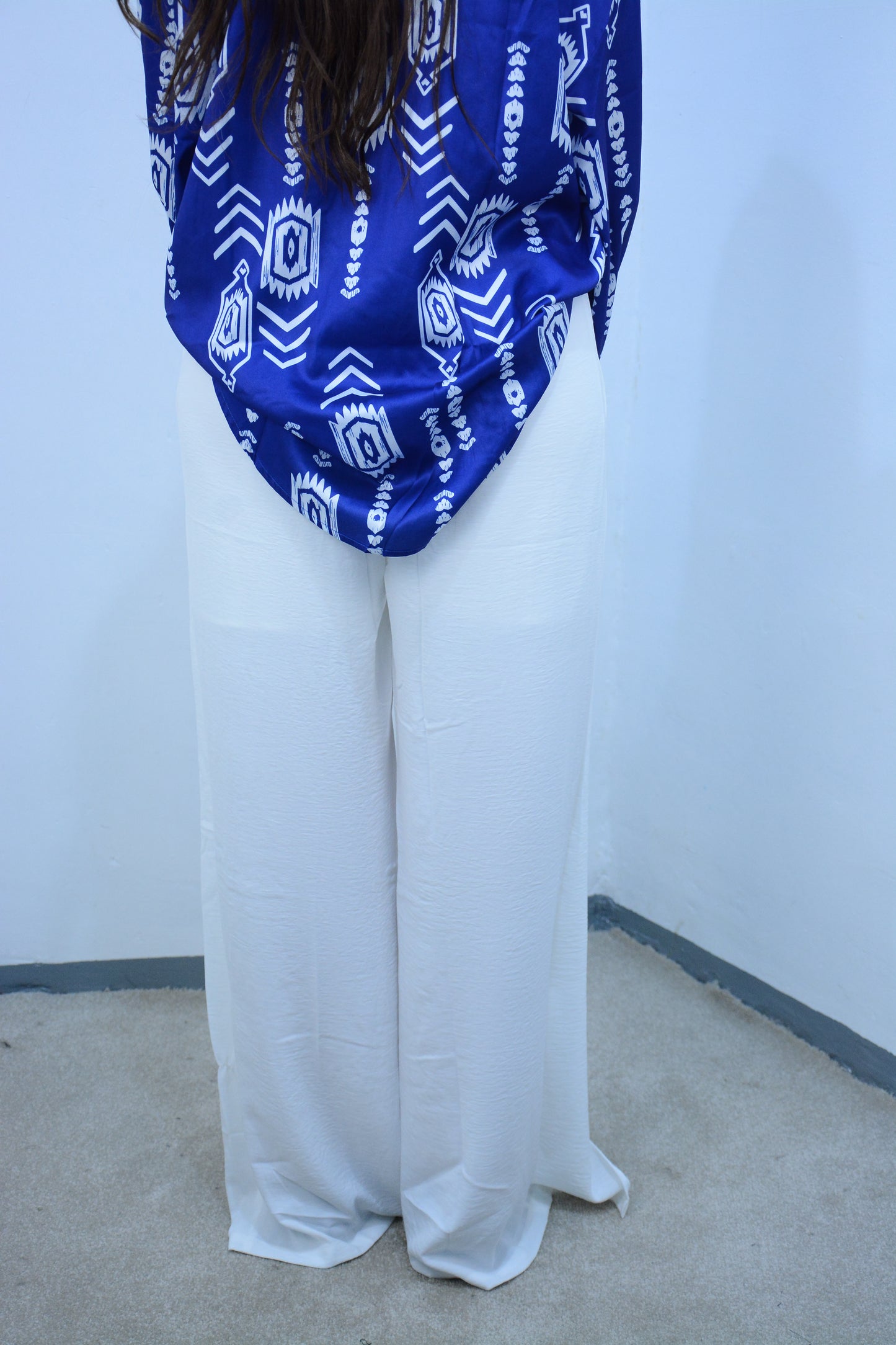 Pantalon Noir et Blanc satiné effet jupe