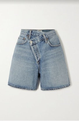 Short jeans femme à ceinture croisée