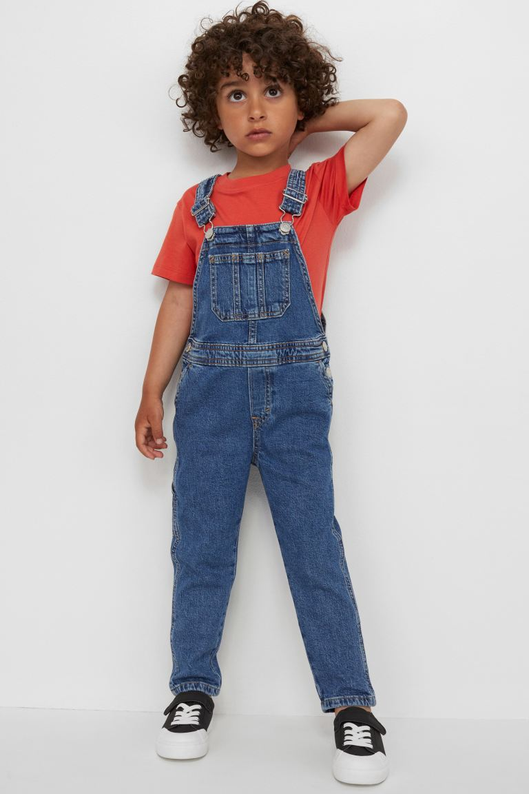 Salopette en denim pour enfant